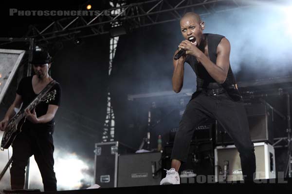 SKUNK ANANSIE - 2010-08-27 - SAINT CLOUD - Domaine National - Grande Scene - 